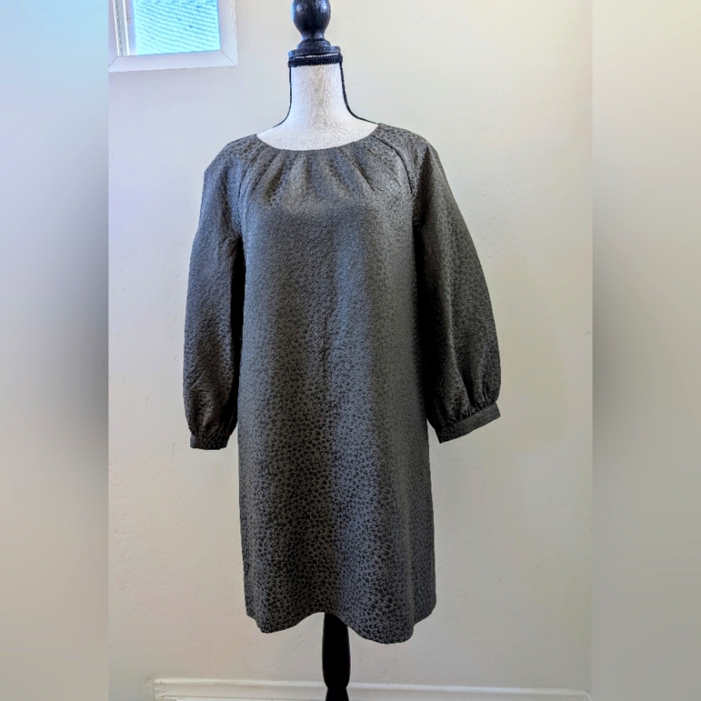 Juicy Couture shift dress size L, three quarter sleeves, above the knee.